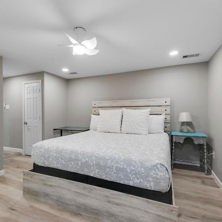 Galveston Escapes - Walk To Beach And Restaurants المظهر الخارجي الصورة